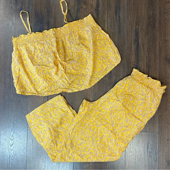 Old Navy yellow floral 2PC set SZ XL TOP/LG TALL BOTTOM - Picture 1 of 7